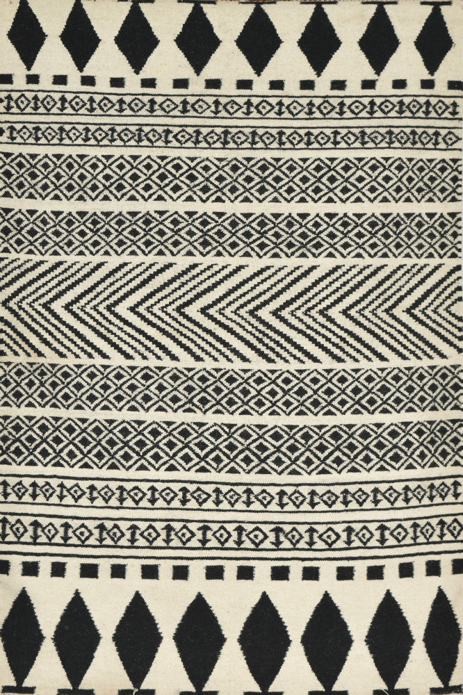 MONOCROME TRIBAL HAND WOVEN DHURRIE