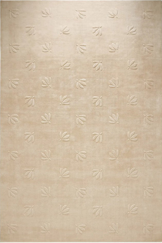 IVORY EMBOSSED HAND KNOTTED VISCOSE RUG