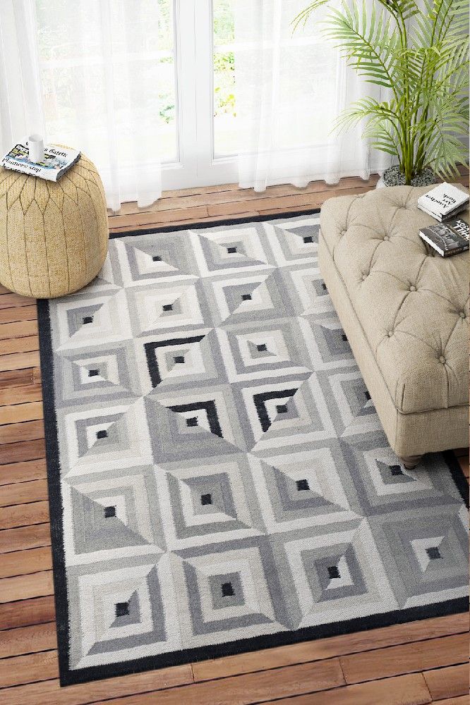 CHARCOAL AZTEC KILIM HAND WOVEN DHURRIE