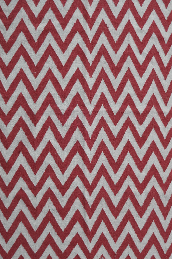 RED AND IVORY CHEVRON HAND WOVEN DHURRIE