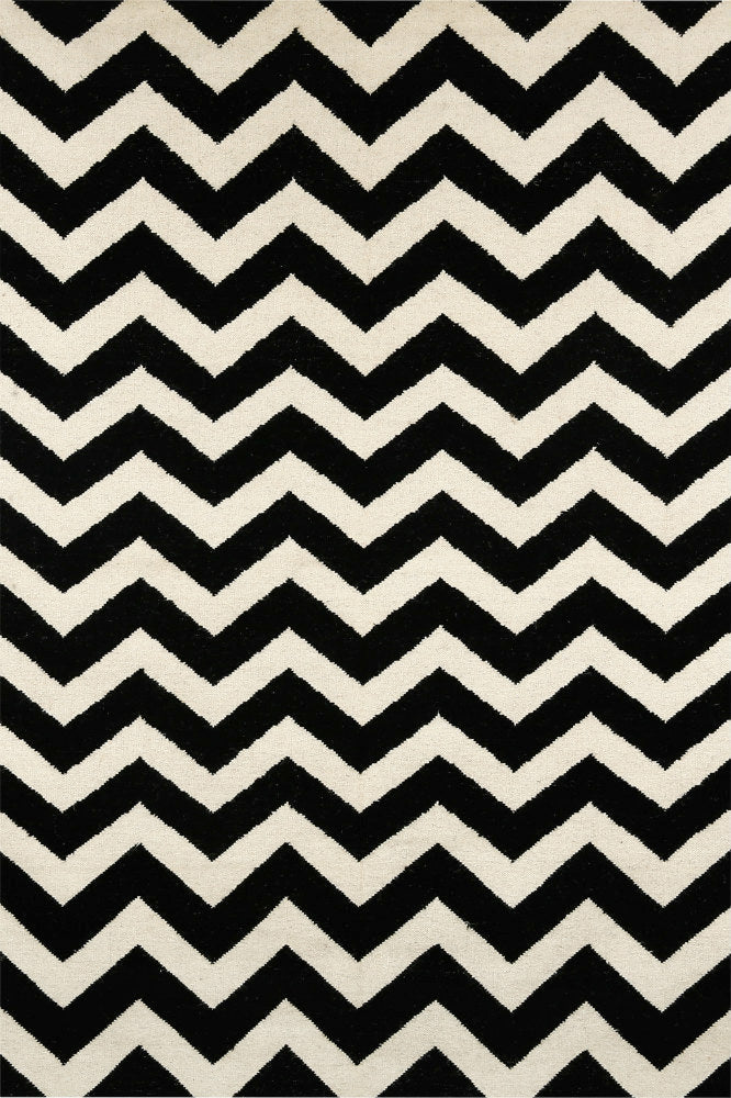 BLACK AND WHITE CHEVRON HAND WOVEN DHURRIE