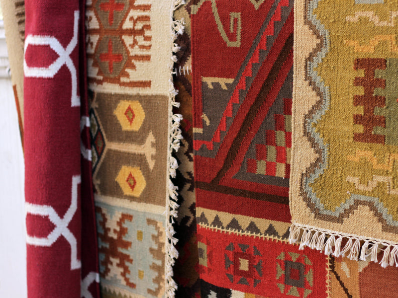 Handmade Carpets & Rugs Made in Bhadohi