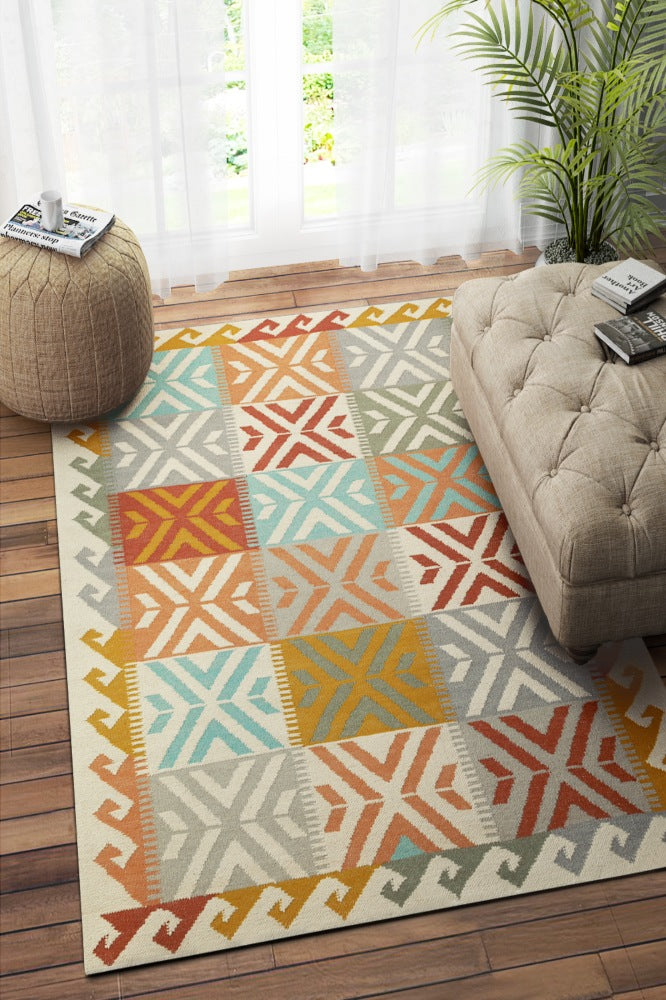MULTICOLOR GEOMETRIC HAND WOVEN KILIM DHURRIE