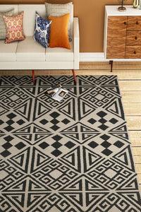 BLACK AND WHITE TRIBAL HAND WOVEN DHURRIE by Imperial Knots - Image 2