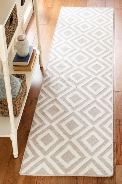 GREY AND IVORY GEOMETRIC HAND WOVEN DHURRIE RUNNER