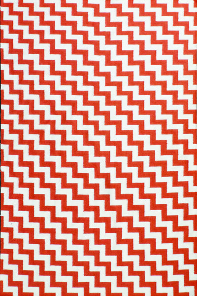 RED AND IVORY CHEVRON HAND WOVEN DHURRIE