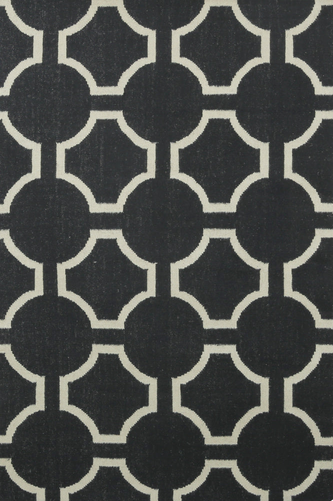 BLACK AND WHITE LINKS HAND WOVEN DHURRIE