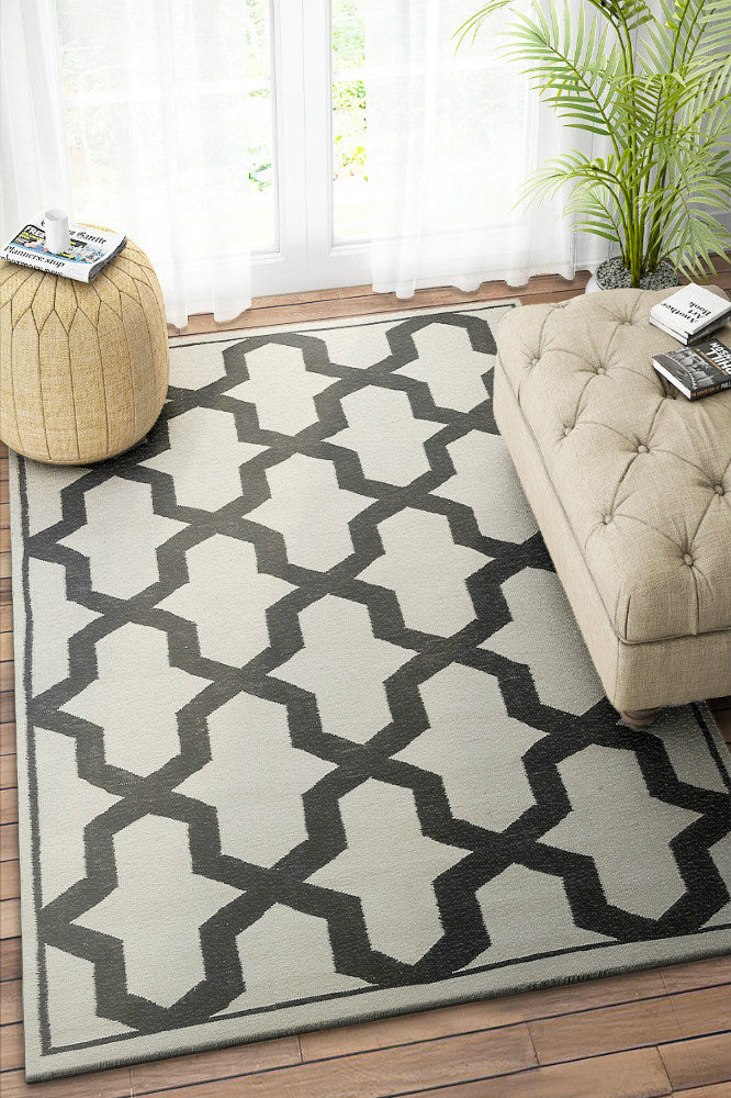 BLACK AND WHITE TRELLIS HAND WOVEN DHURRIE by Imperial Knots - Image 2