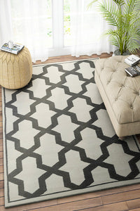 BLACK AND WHITE TRELLIS HAND WOVEN DHURRIE by Imperial Knots - Image 2
