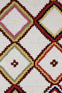 IVORY MULTICOLOR GEOMETRIC HAND TUFTED CARPET by Imperial Knots - Image 3