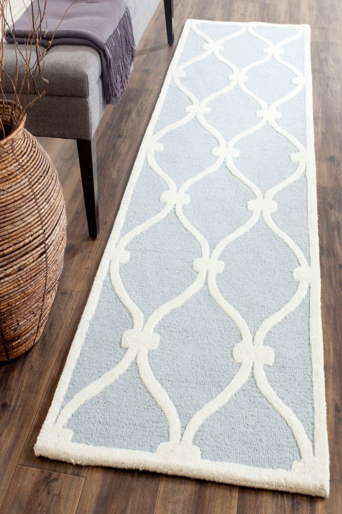 BLUE AND WHITE GEOMETRIC HAND TUFTED RUNNER