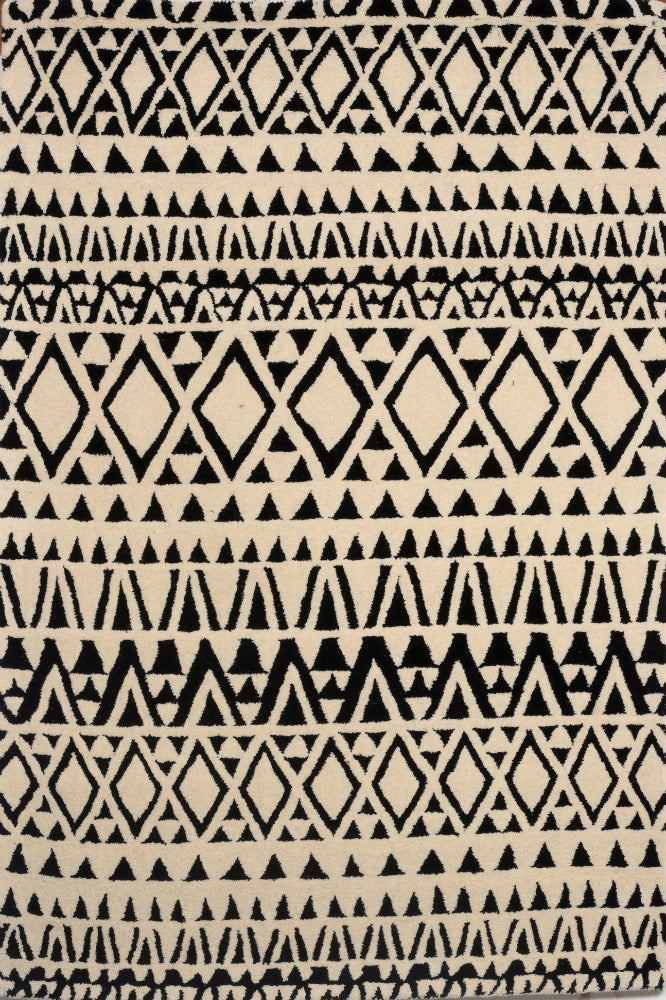 BLACK AND WHITE TRIBAL HAND TUFTED CARPET