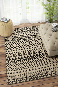 BLACK AND WHITE TRIBAL HAND TUFTED CARPET by Imperial Knots - Image 2
