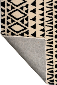 BLACK AND WHITE TRIBAL HAND TUFTED CARPET by Imperial Knots - Image 4