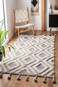 IVORY AND GREY KILIM HAND WOVEN DHURRIE by Imperial Knots - Image 2