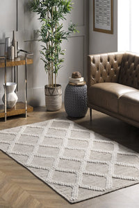 IVORY AND BLACK GEOMETRIC KILIM HAND WOVEN DHURRIE by Imperial Knots - Image 2