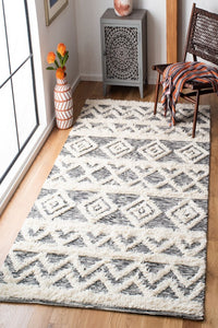 IVORY AND BLACK KILIM HAND WOVEN DHURRIE by Imperial Knots - Image 2