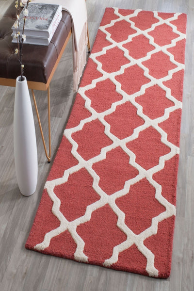 RED TRELLIS HAND TUFTED RUNNER