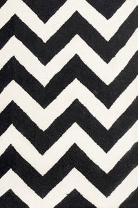 BLACK IVORY CHEVRON MODERN HAND TUFTED CARPET by Imperial Knots - Image 3
