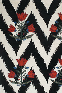 BLACK CHEVRON HAND TUFTED CARPET by Imperial Knots - Image 3