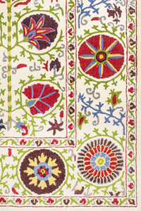 MULTICOLOR SUZANI HAND TUFTED CARPET by Imperial Knots - Image 3