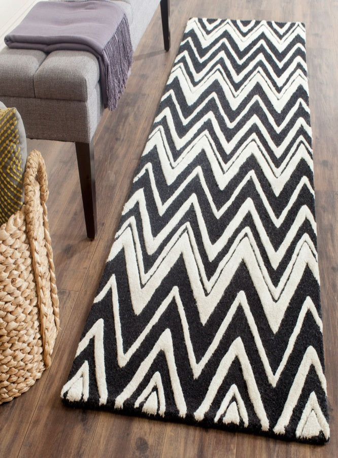 BLACK AND IVORY CHEVRON HAND TUFTED RUNNER