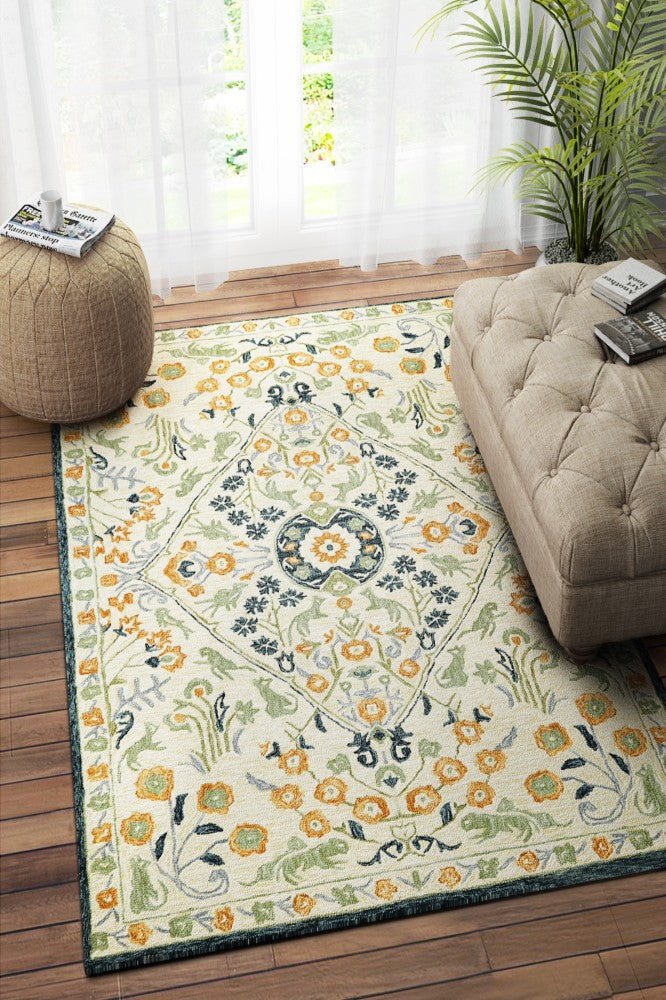 BEIGE MULTICOLOR TRADITIONAL HAND TUFTED CARPET