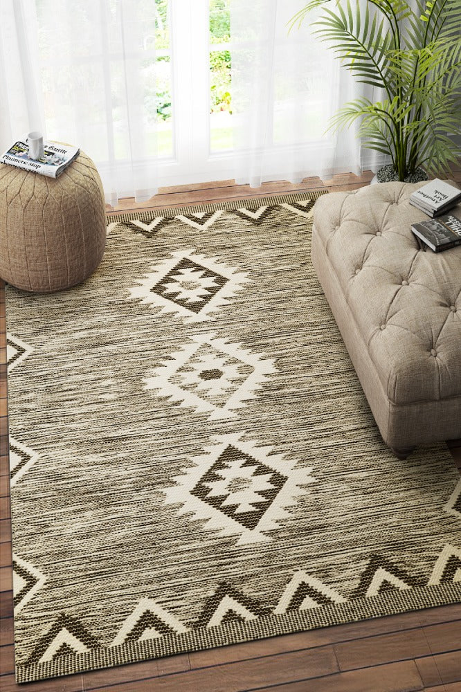 IVORY BLACK HAND WOVEN KILIM DHURRIE