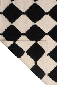 BLACK AND WHITE BESPOKE HAND WOVEN DHURRIE by Imperial Knots - Image 4