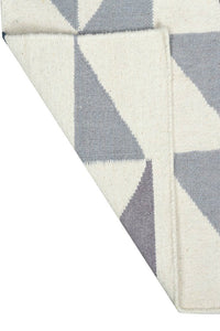 IVORY AND GREY TRELLIS HAND WOVEN DHURRIE by Imperial Knots - Image 4