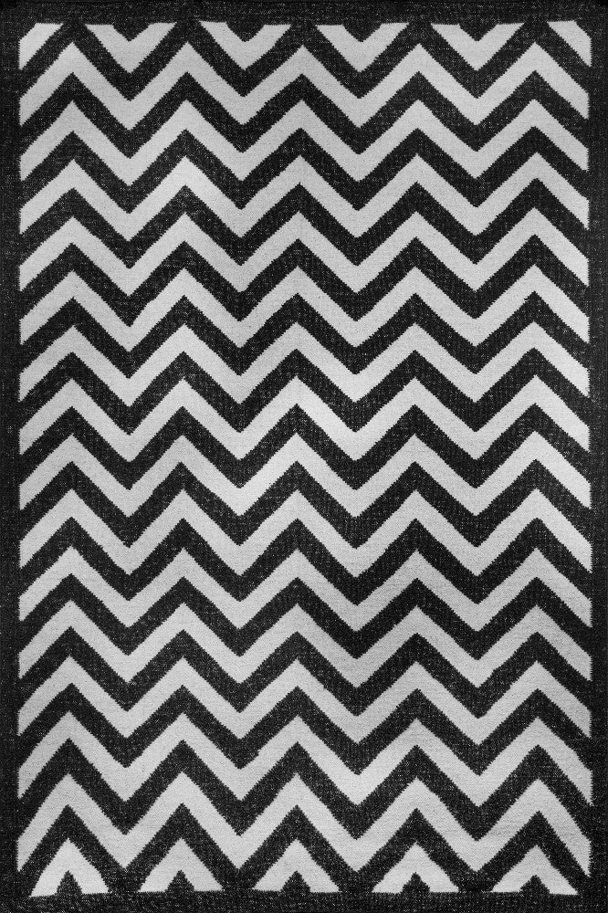 BLACK AND WHITE CHEVRON KILIM HAND WOVEN DHURRIE