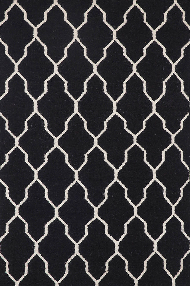 BLACK AND IVORY MOROCCAN HAND WOVEN DHURRIE - Imperial Knots