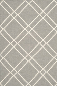 Grey and white geometric hand woven dhurrie wool hand-woven rug for bedroom