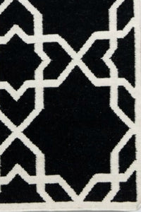 BLACK AND IVORY TRELLIS HAND WOVEN DHURRIE by Imperial Knots - Image 3