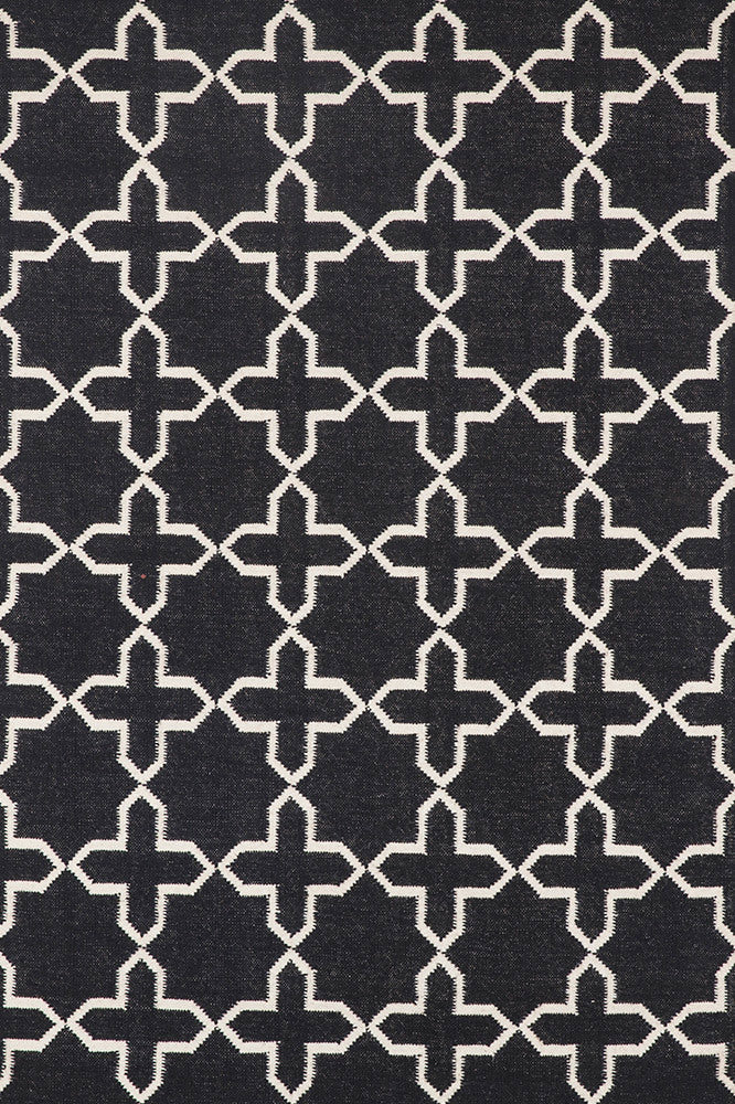 BLACK AND WHITE TRELLIS HAND WOVEN DHURRIE