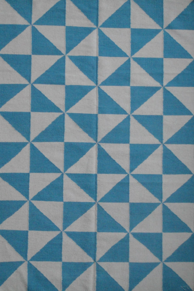 BLUE AND WHITE GEOMETRIC HAND WOVEN DHURRIE