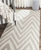 GREY AND WHITE CHEVRON HAND WOVEN DHURRIE