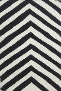 BLACK AND WHITE CHEVRON HAND WOVEN DHURRIE by Imperial Knots - Image 3