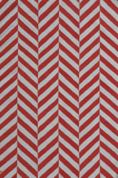RED AND IVORY CHEVRON HAND WOVEN DHURRIE