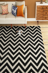 BLACK IVORY CHEVRON HAND WOVEN DHURRIE by Imperial Knots - Image 2