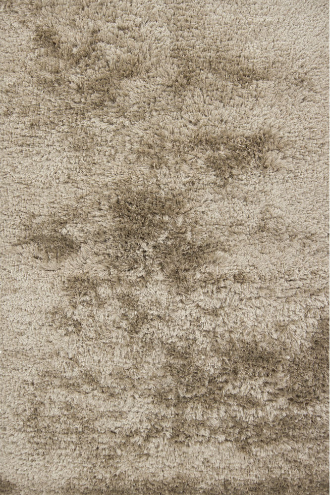 BEIGE SHAGGY HAND MADE CARPET