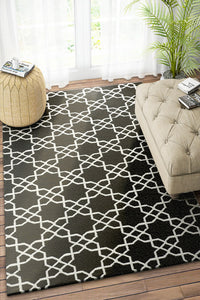 BLACK AND WHITE TRELLIS HAND WOVEN DHURRIE by Imperial Knots - Image 2