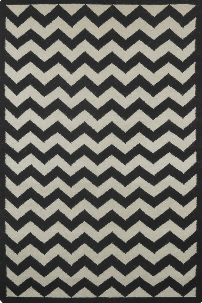 BLACK IVORY CHEVRON HAND WOVEN DHURRIE