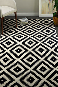 BLACK AND WHITE DIAMOND HAND WOVEN KILIM DHURRIE by Imperial Knots - Image 2