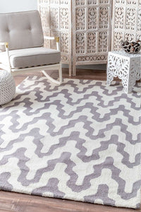GREY AND WHITE CHEVRON HAND TUFTED CARPET by Imperial Knots - Image 2