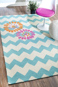 BLUE AND WHITE CHEVRON HAND TUFTED CARPET by Imperial Knots - Image 2