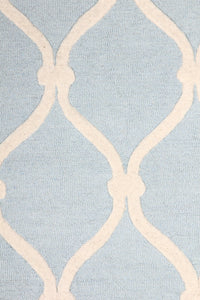 BLUE AND WHITE GEOMETRIC HAND TUFTED CARPET by Imperial Knots - Image 3