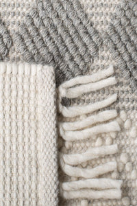 IVORY AND GREY KILIM HAND WOVEN DHURRIE by Imperial Knots - Image 3