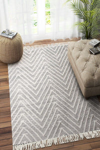IVORY AND BLACK CHEVRON KILIM HAND WOVEN DHURRIE by Imperial Knots - Image 2