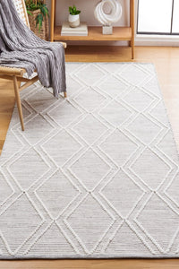 IVORY AND GREY KILIM HAND WOVEN DHURRIE by Imperial Knots - Image 2